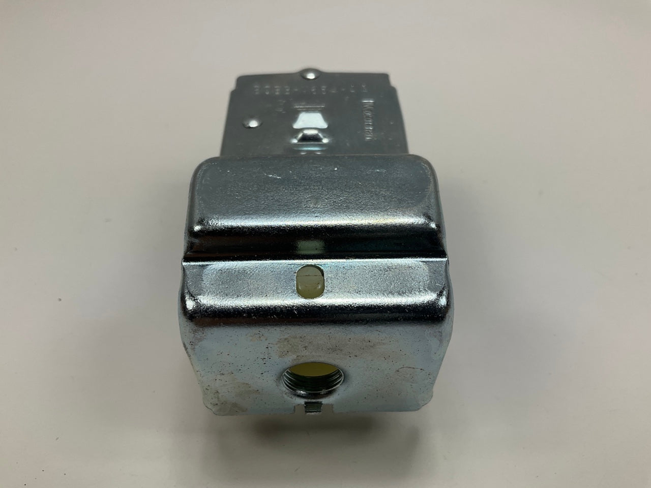 NEW - OUT OF BOX - OEM Ford E0EB-11654-AA Headlight Lamp Switch