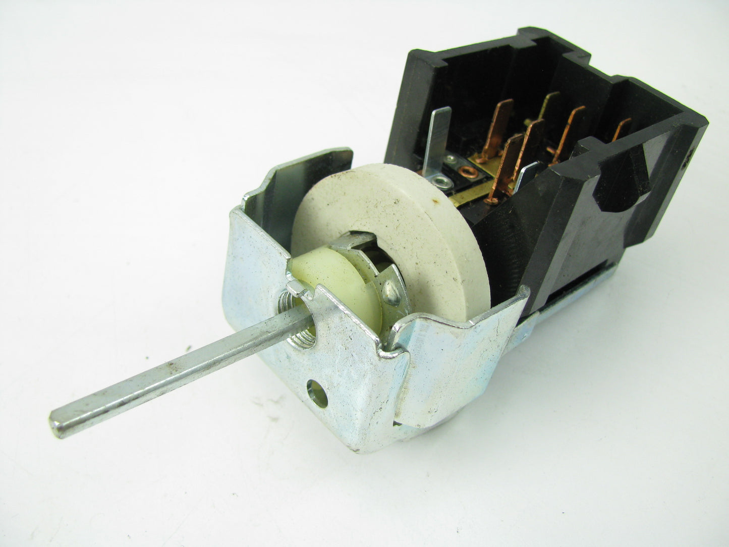 NEW - OUT OF BOX MOTORCRAFT E0HT-11654-AA Headlamp Headlight Switch - SW-1604