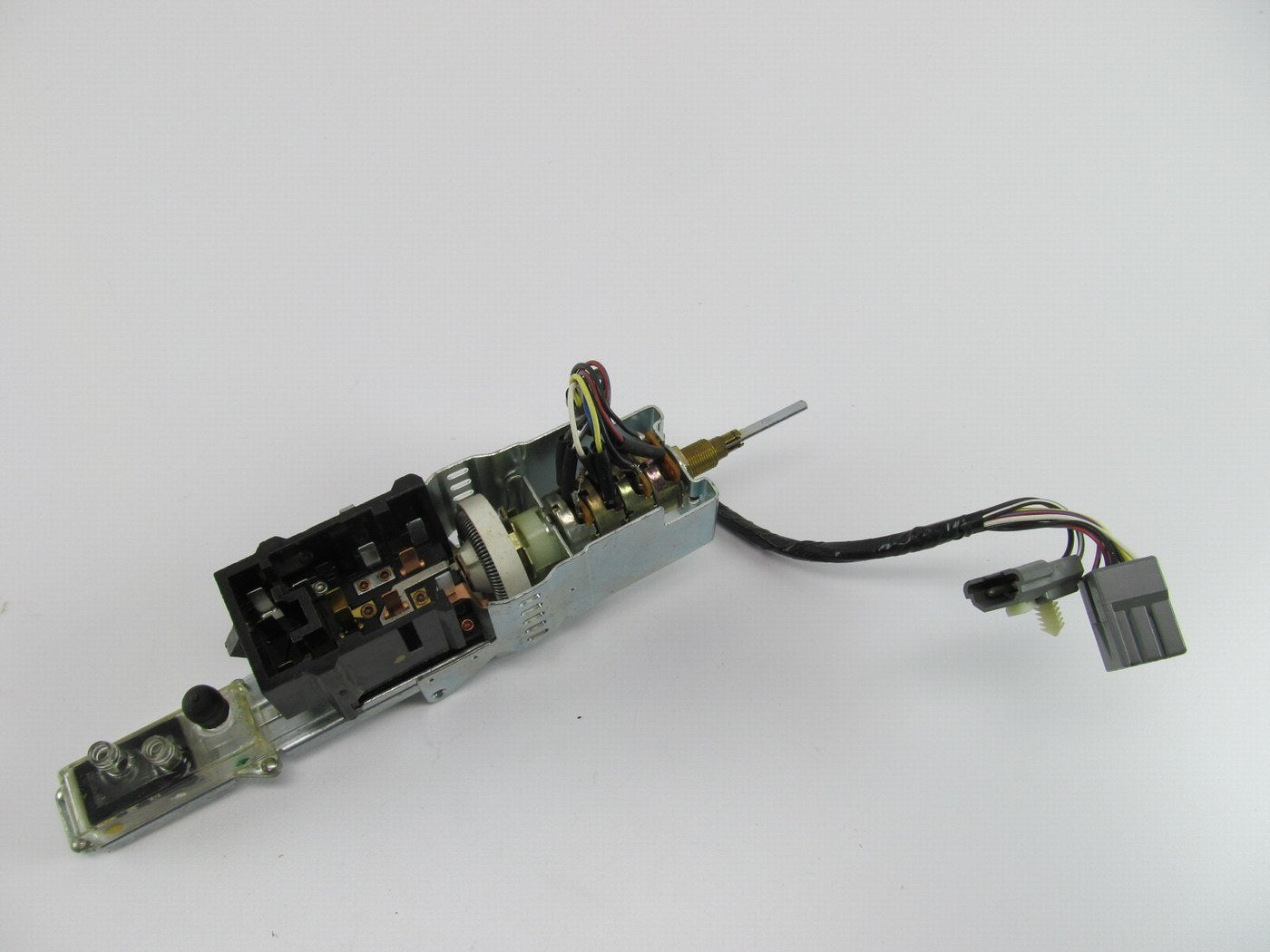 NEW - Out Of Box E0LB-11654-DE Auto Dimming Headlamp Switch 1980-1983 Mark VI