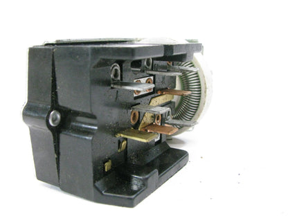NEW - OUT OF BOX FORD E0TB-11654-AA Headlamp Headlight Head Light Switch