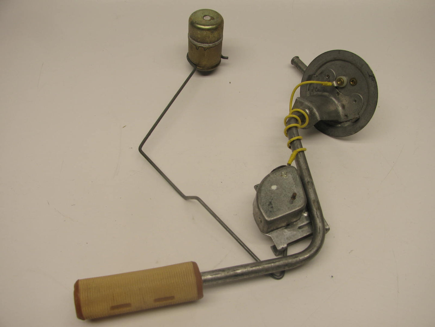 NEW - OUT OF BOX FORD E0TF-9275-GA Fuel Level Sender 1980-84 F150/350 19 Midship