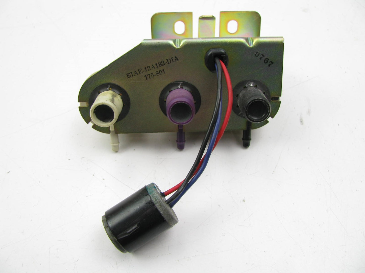 NEW - OUT OF BOX - OEM Ford E1AE-12A182-D1A Distributor Modulator Valve Switch