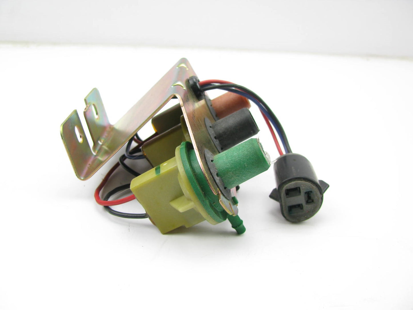 NEW - OUT OF BOX - OEM Ford E1AE-12A182-K1A Distributor Modulator Valve Solenoid