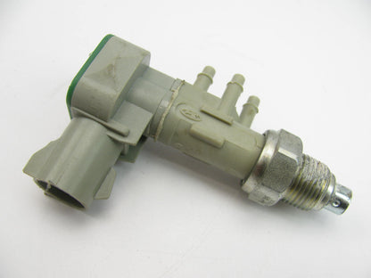 NEW - OUT OF BOX - OEM Ford E1DE-8A564-B2A Ported Vacuum Switch Valve