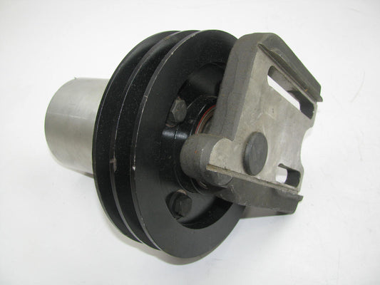 NEW - OUT OF BOX E1HT-8625-CA Cooling Fan Pulley & Bracket 75 LNT-LT-LTS800