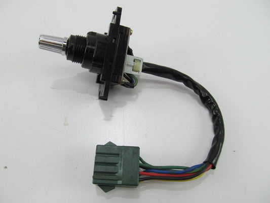 NEW - OUT OF BOX - OEM Ford E1VB-17B676-AC  Power Mirror Adjust Switch