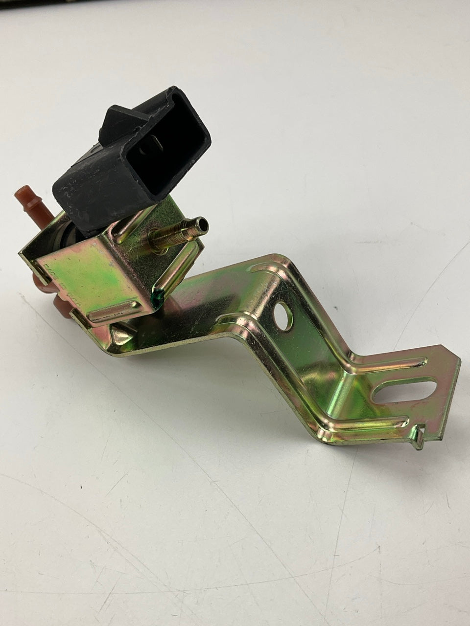 NEW OEM Ford E1ZE-12A170-B2A Distributor Modulator Valve Sensor - 1982-1983 2.3L