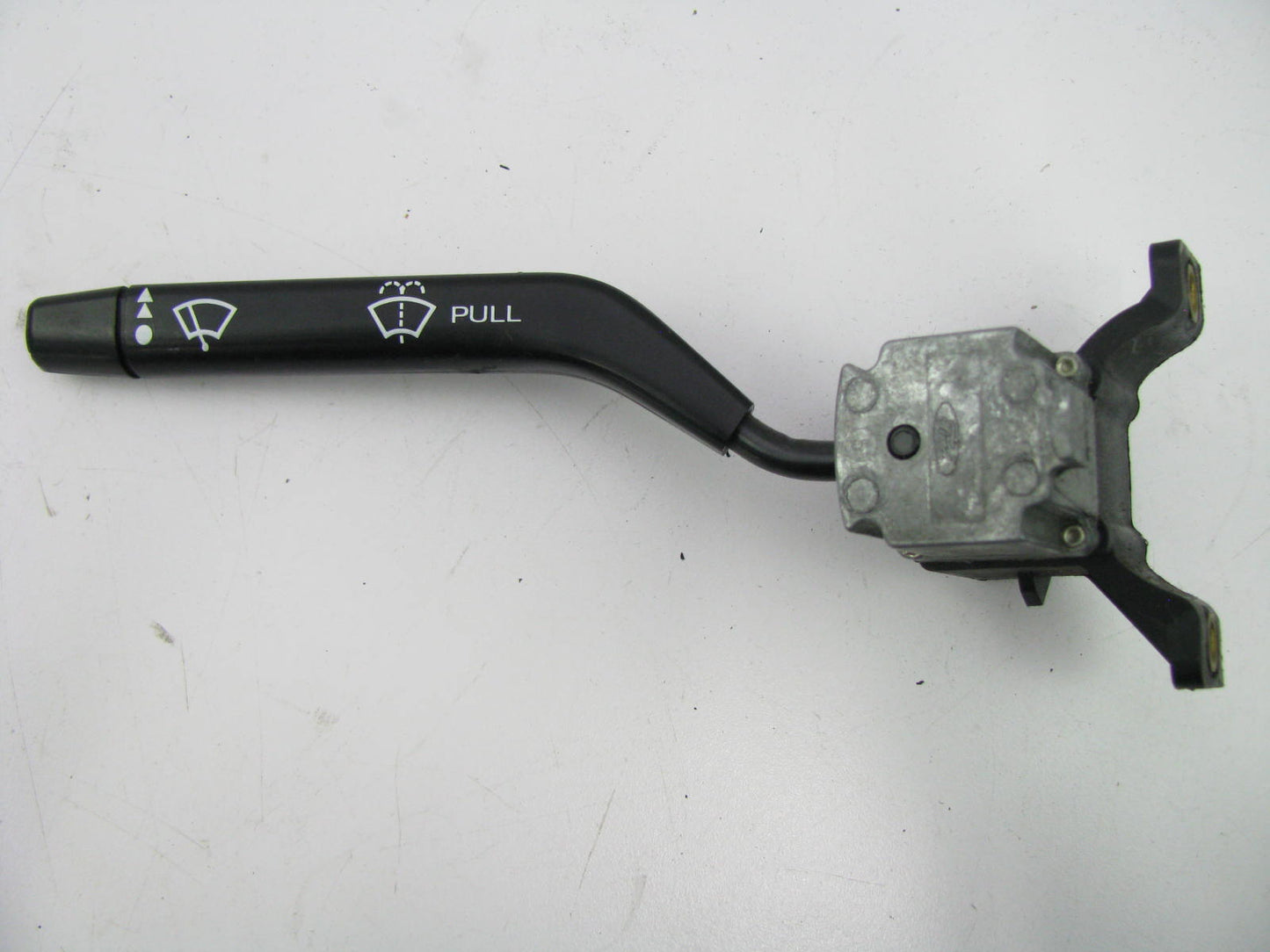 NEW - OUT OF BOX FORD E27B-17A553-A1A Windshield Wiper Switch W/O Intermittent