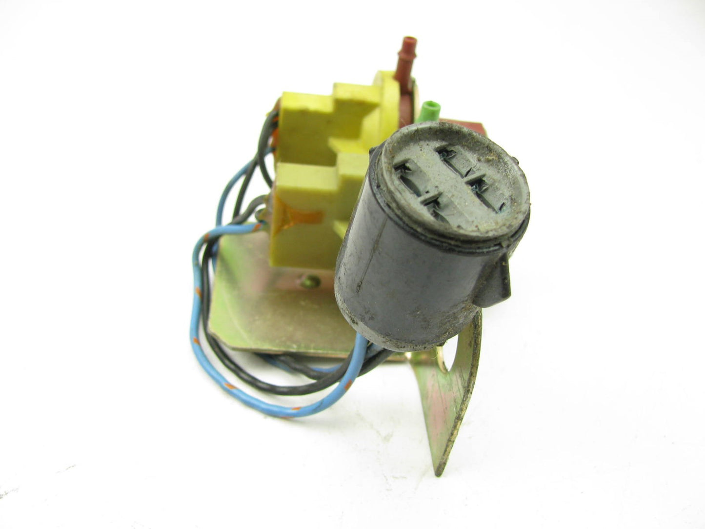 Ford E27E-12A182-G2A Distributor Modulator Valve Solenoid 83-84 Ranger 2.3L