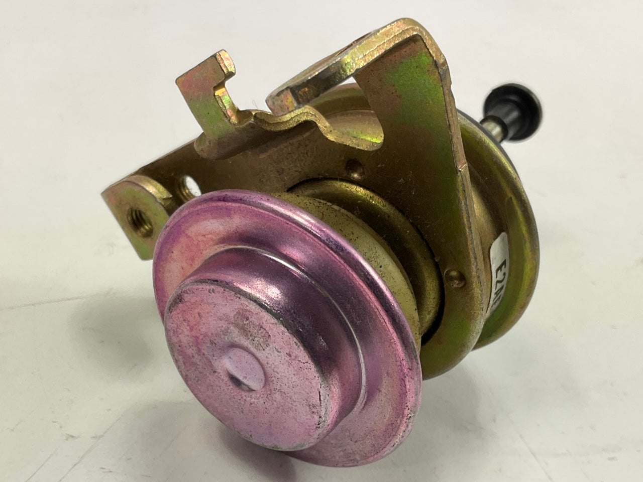 NEW - UNBOXED - OEM Ford E2AE-9E957-AB Carburetor Dash Pot Dashpot Solenoid