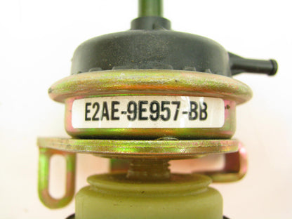 NEW - OUT OF BOX - OEM Ford E2AE-9E957-BB VV Carburetor 2-BBL Idle Dashpot