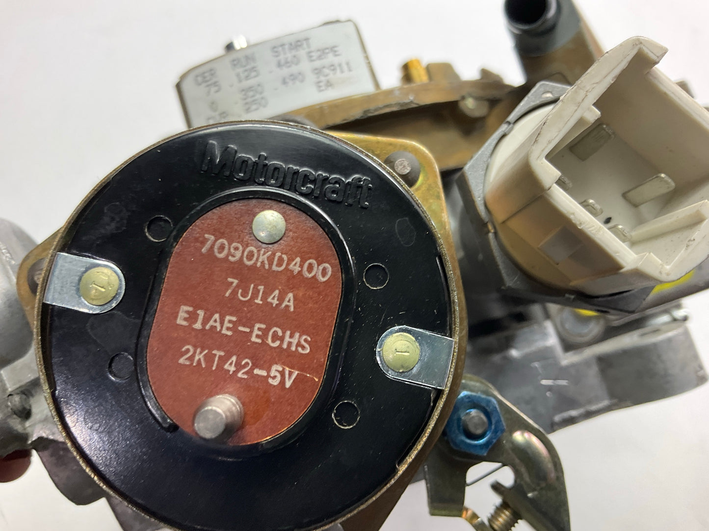 UNBOXED MOTORCRAFT E2AE-AGA Carburetor 1981-1982 Ford 5.0L 302 Variable Venturi