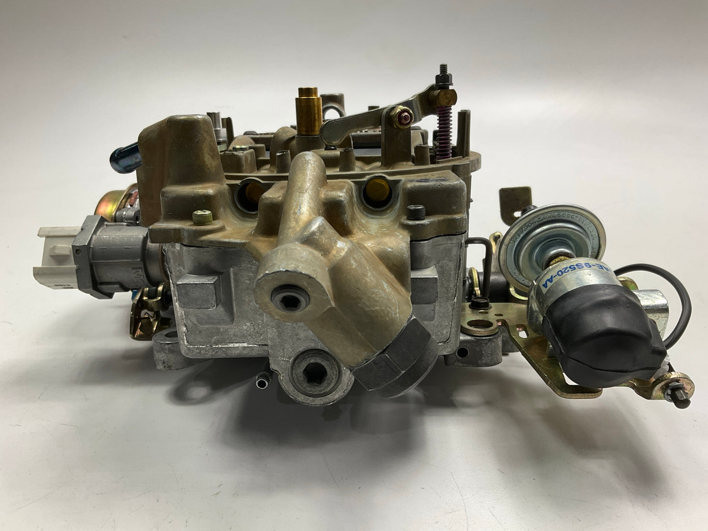 UNBOXED MOTORCRAFT E2AE-AGA Carburetor 1981-1982 Ford 5.0L 302 Variable Venturi