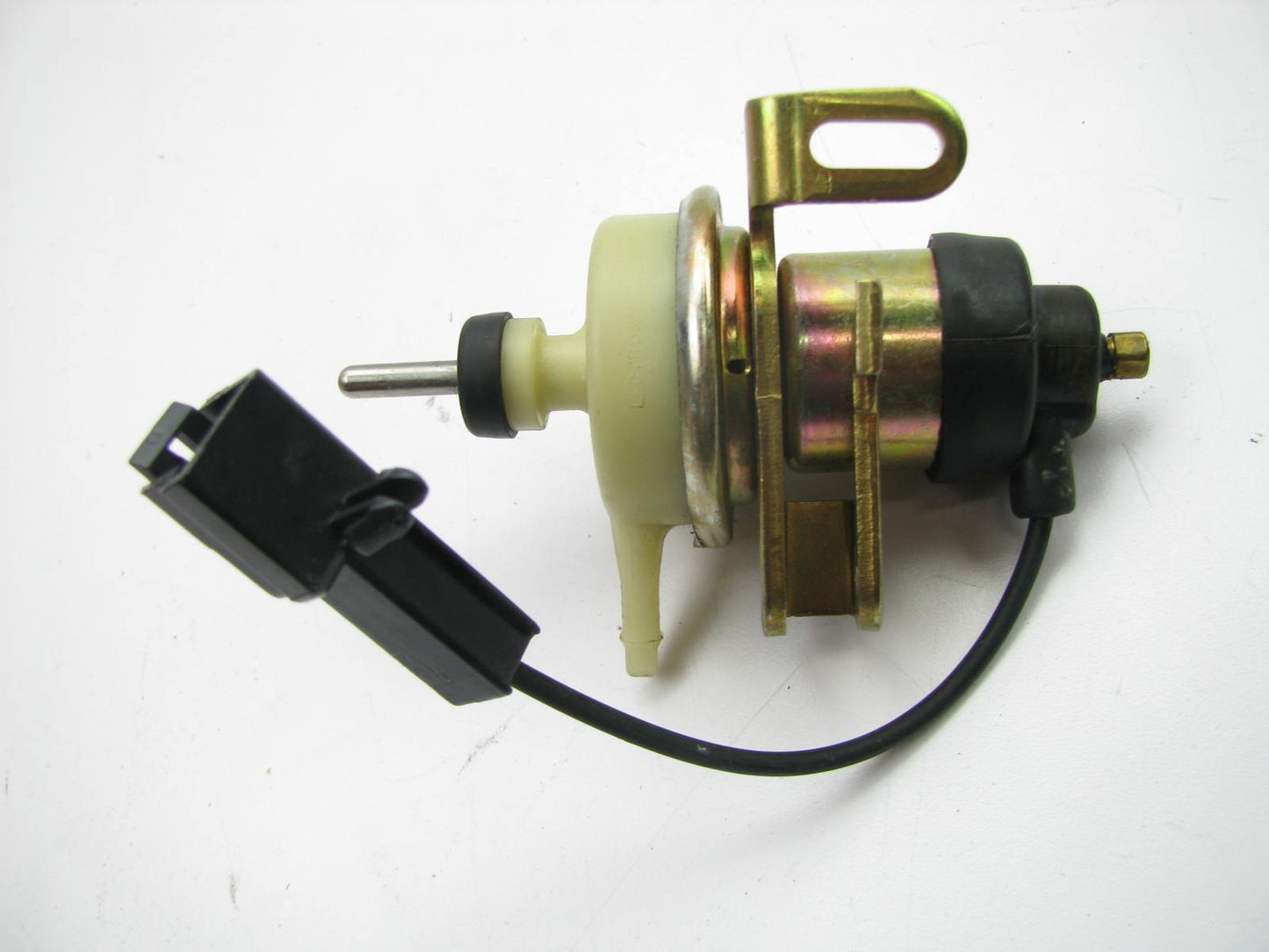 NEW UNBOXED OEM Ford E2AE-BB Carburetor Idle Stop Solenoid Actuator