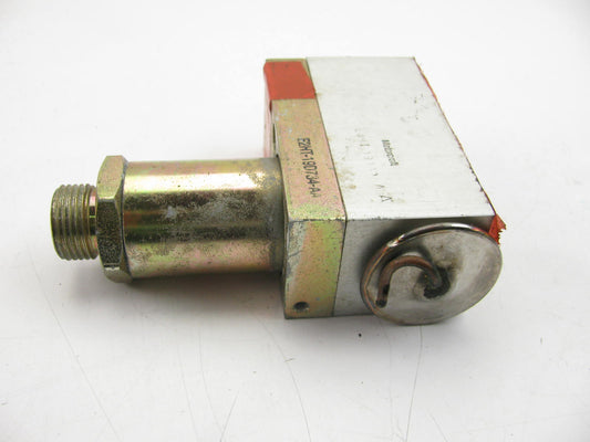 NEW UNBOXED OEM Ford E2HT-19D734-AA A/C Expansion Valve