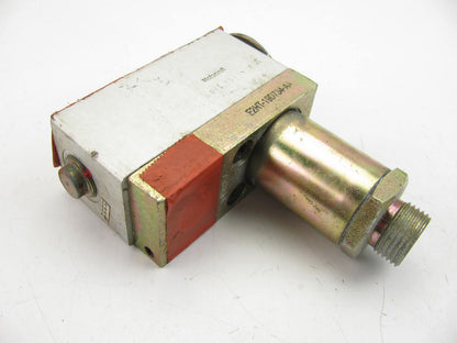 NEW UNBOXED OEM Ford E2HT-19D734-AA A/C Expansion Valve