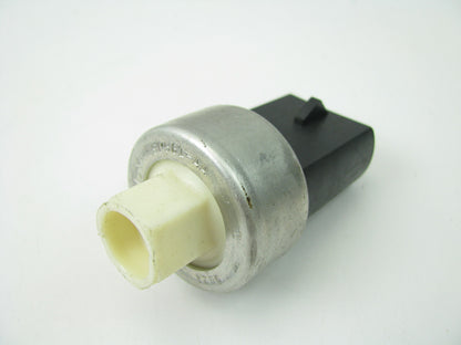 NEW - Out Of Box E35H-19E561-AA A/C Clutch Cycle Switch - YH513 E35Y-19E561-A