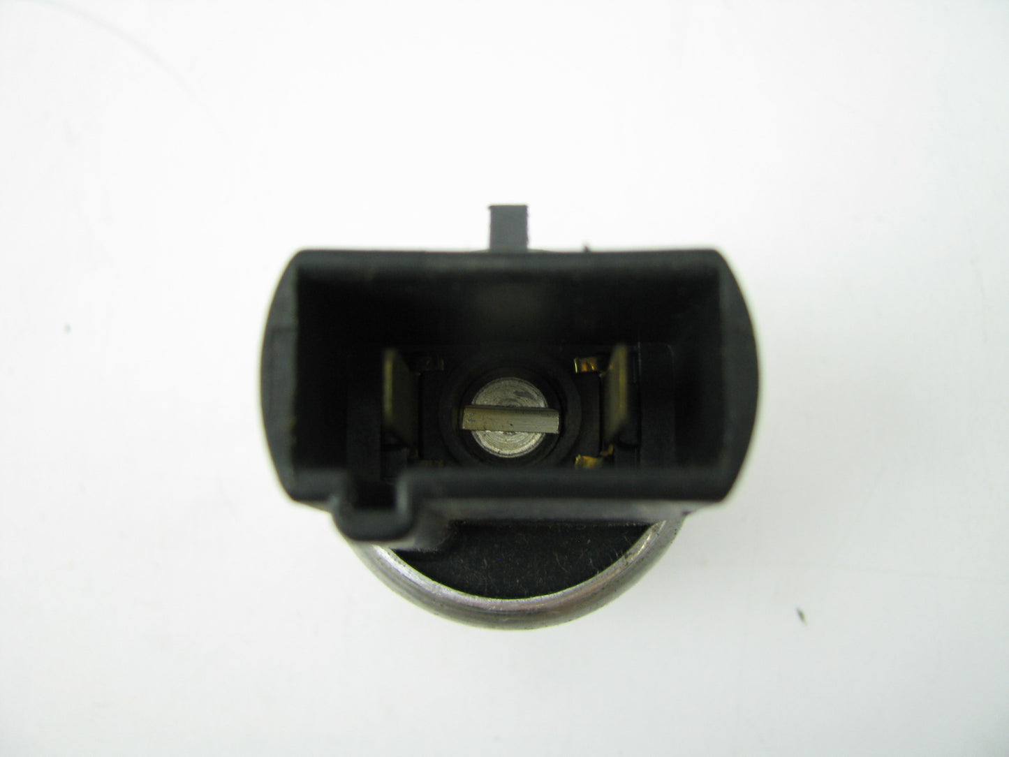 NEW - Out Of Box E35H-19E561-AA A/C Clutch Cycle Switch - YH513 E35Y-19E561-A