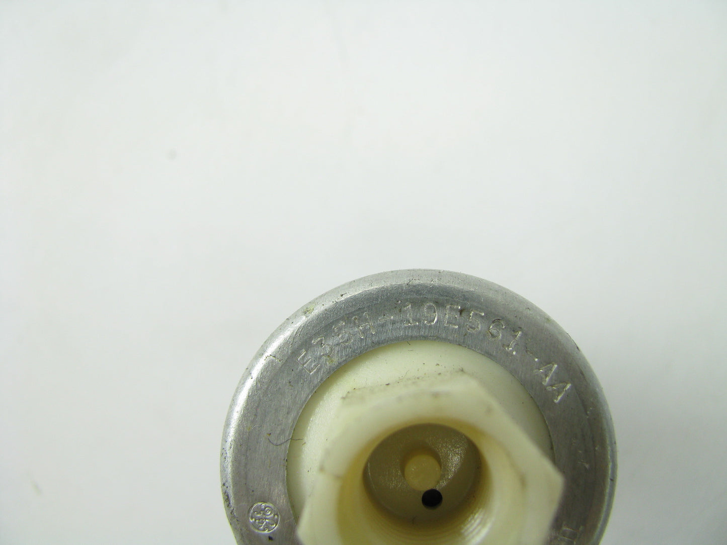 NEW - Out Of Box E35H-19E561-AA A/C Clutch Cycle Switch - YH513 E35Y-19E561-A