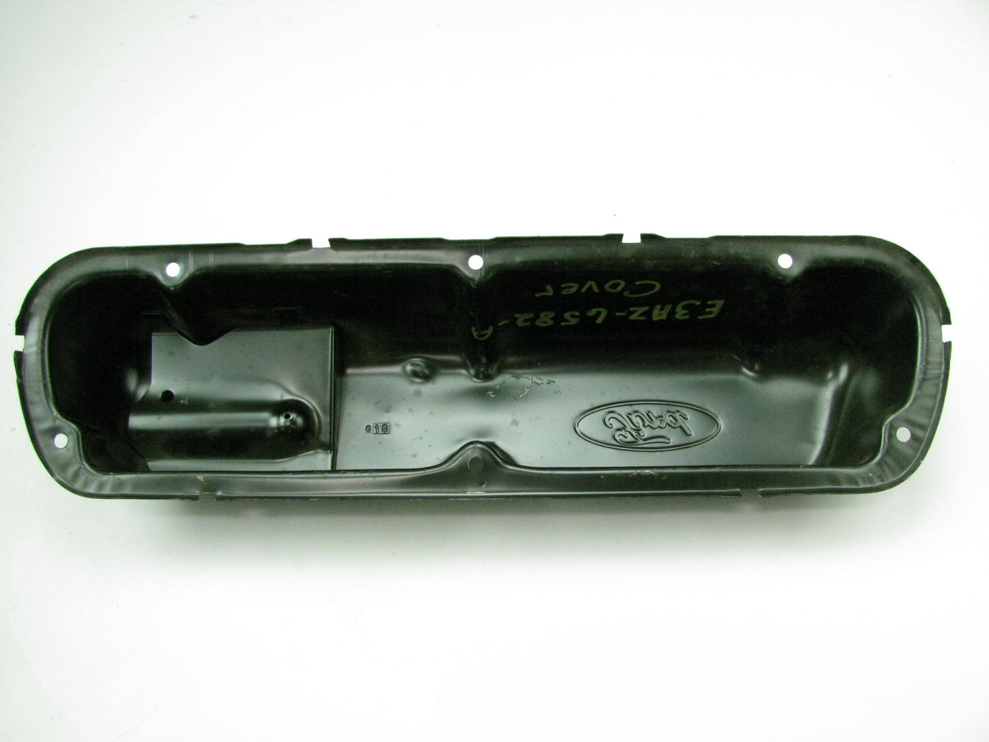 NEW UNBOXED OEM FORD E3AZ-6582-A Right Engine Valve Cover 81-85 4.2L 5.0L 302 V8