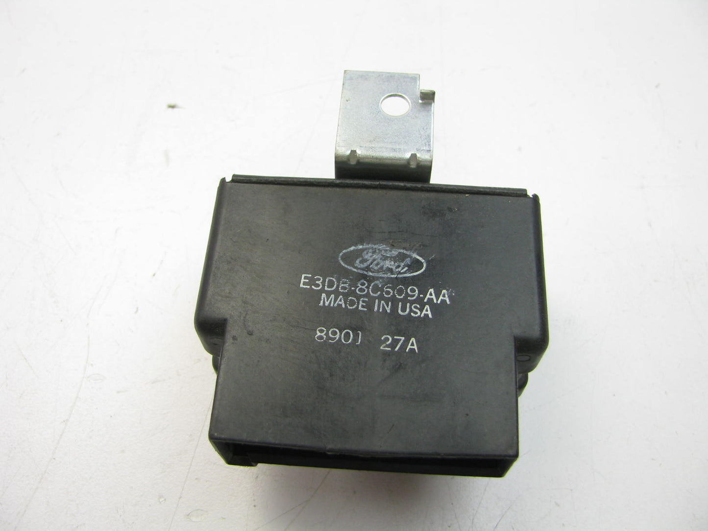 NEW - Out Of Box E3DB-8C609-AA Engine Cooling Fan Relay Module - E3DZ-8B658-A