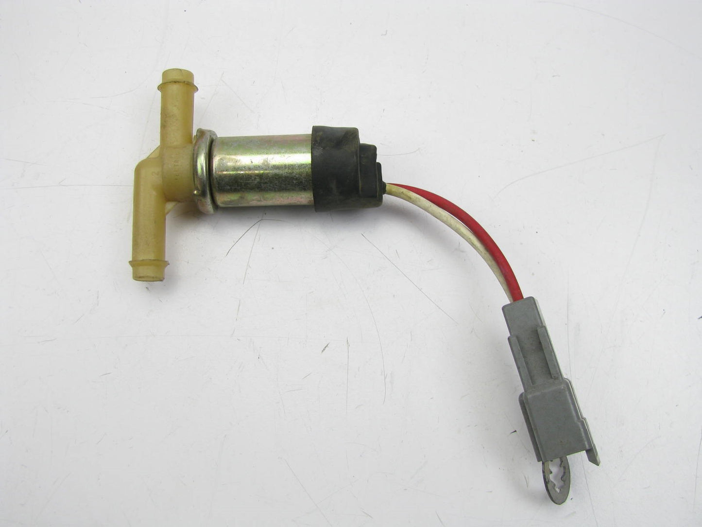NEW UNBOXED Ford E3EE-9B982-A2A Vapor Canister Purge Valve Carb. Bowl Solenoid