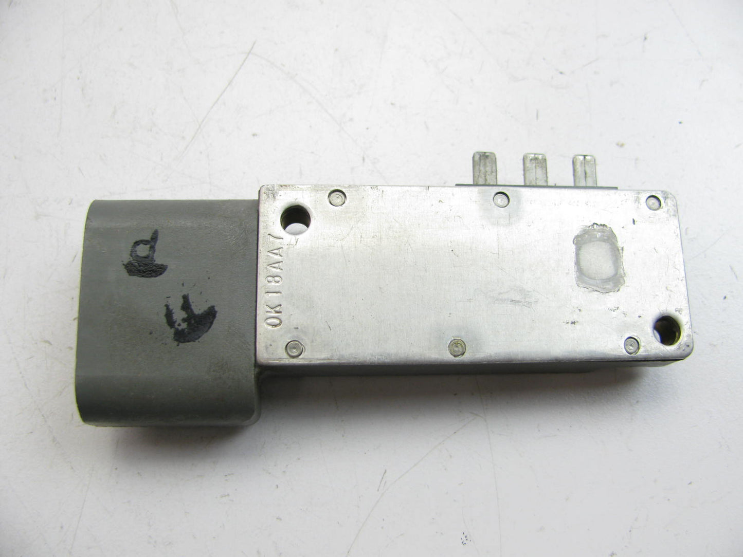 NEW - OUT OF BOX - OEM Ford E3EF-12A297-B1A Ignition Control Module
