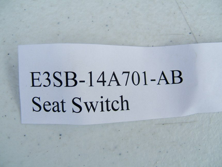 NEW - OUT OF BOX - OEM Ford E3SB-14A701-AB Power Seat Adjust Switch