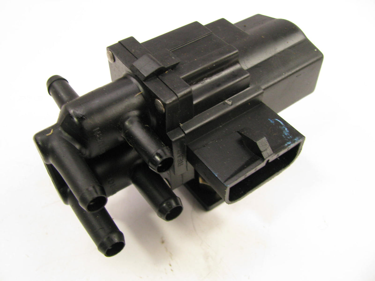 NEW - OUT OF BOX - OEM Ford E3TB-9F271-AA Dual Fuel Tank Gas Select Valve