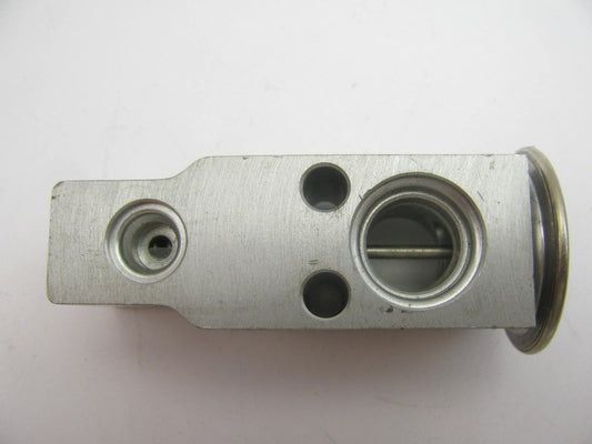 NEW - OUT OF BOX OEM 41623-0230 Front A/C Expansion Valve For 2002-05 Kia Sedona