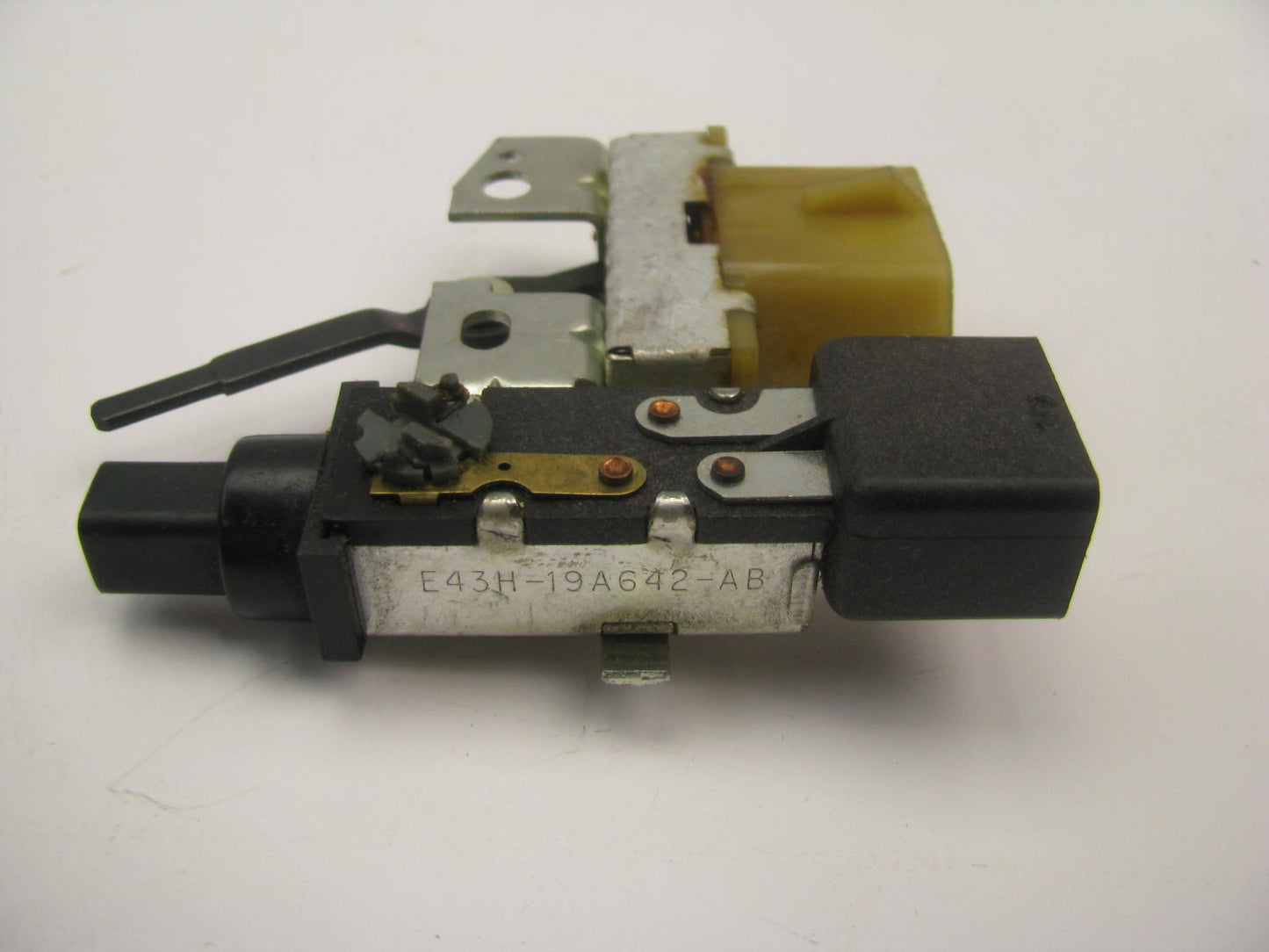 NEW - OUT OF BOX - OEM Ford E43H-19A642-AB Blower Fan Heat Motor Control Switch