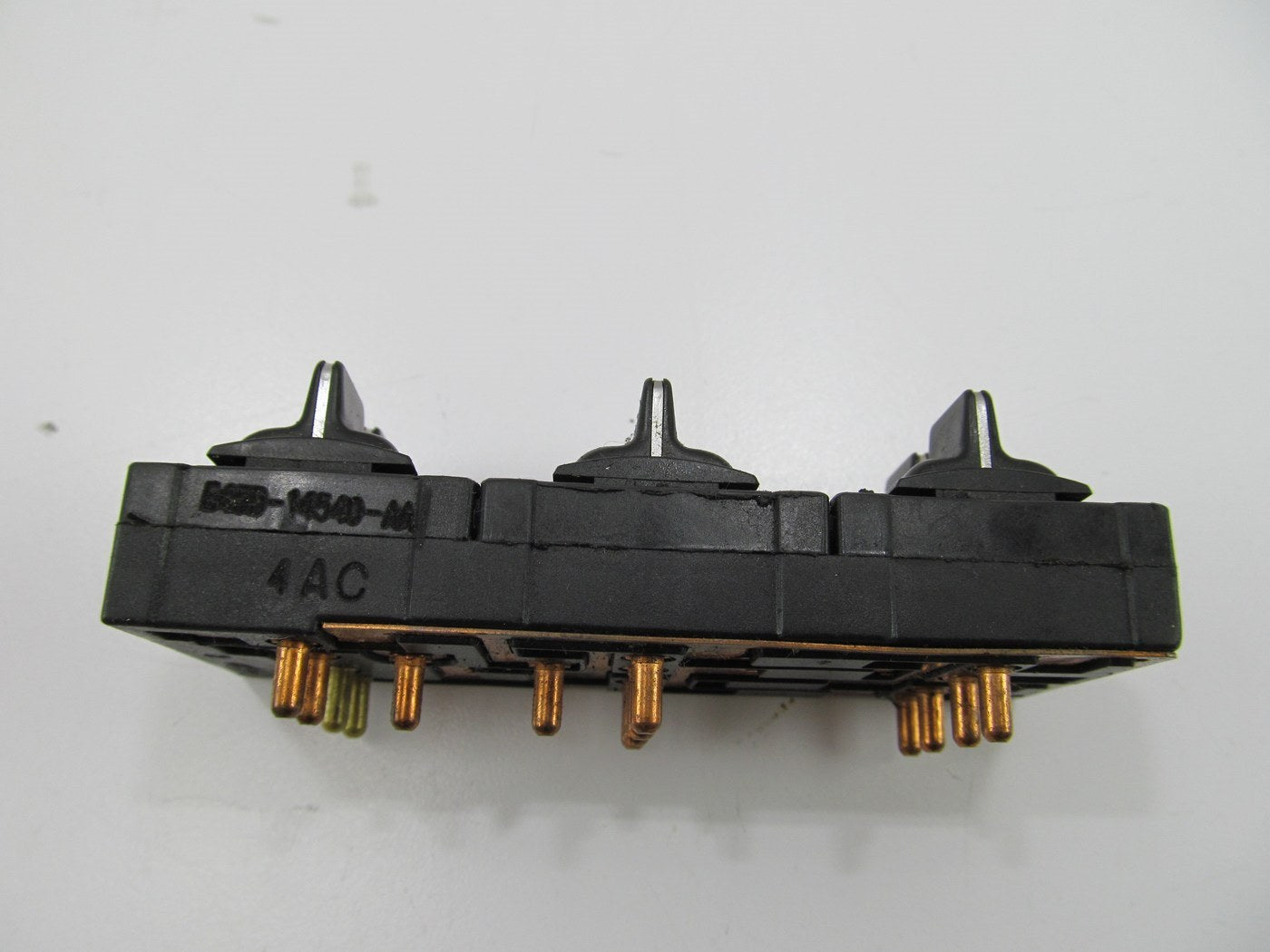 NEW OUT OF BOX OEM Ford E45B-14540-AA Left Drivers Master Power Window Switch