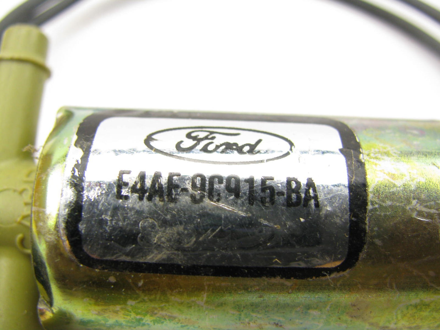 NEW - OUT OF BOX - OEM Ford E4AE-9C915-BA Vapor Canister Purge Valve