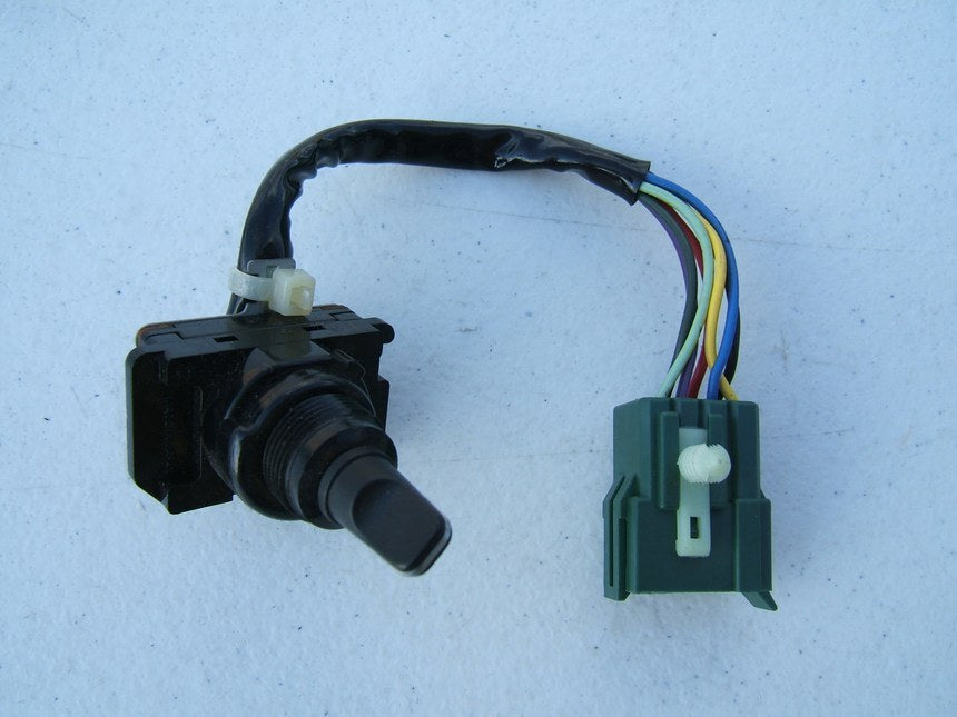 NEW - UNBOXED FORD E4LB-17B676-AA Mirror Control Switch 1984 Lincoln Mark VII