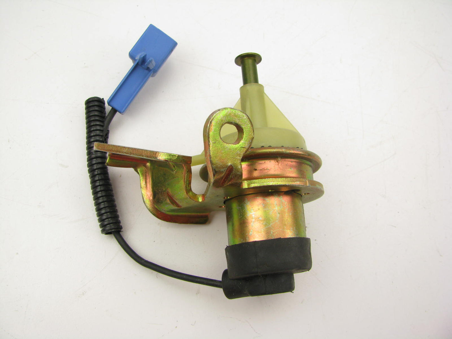 NEW OUT OF BOX OEM Ford E4PZ9D856A Carburetor Idle Stop Solenoid 84-86 Ford 2.3L