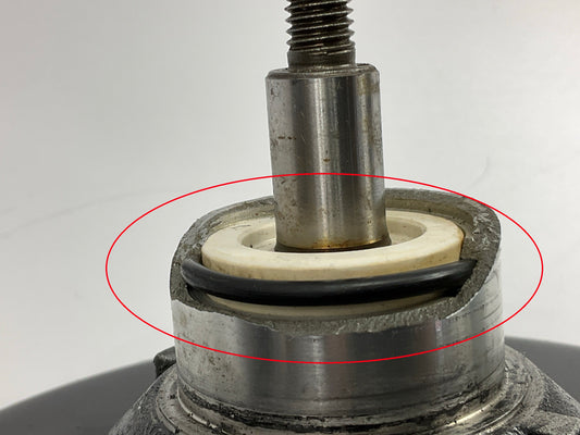 DAMAGED CORE - E4SH-19D623-AA HR980 A/C Compressor - SEE PHOTOS