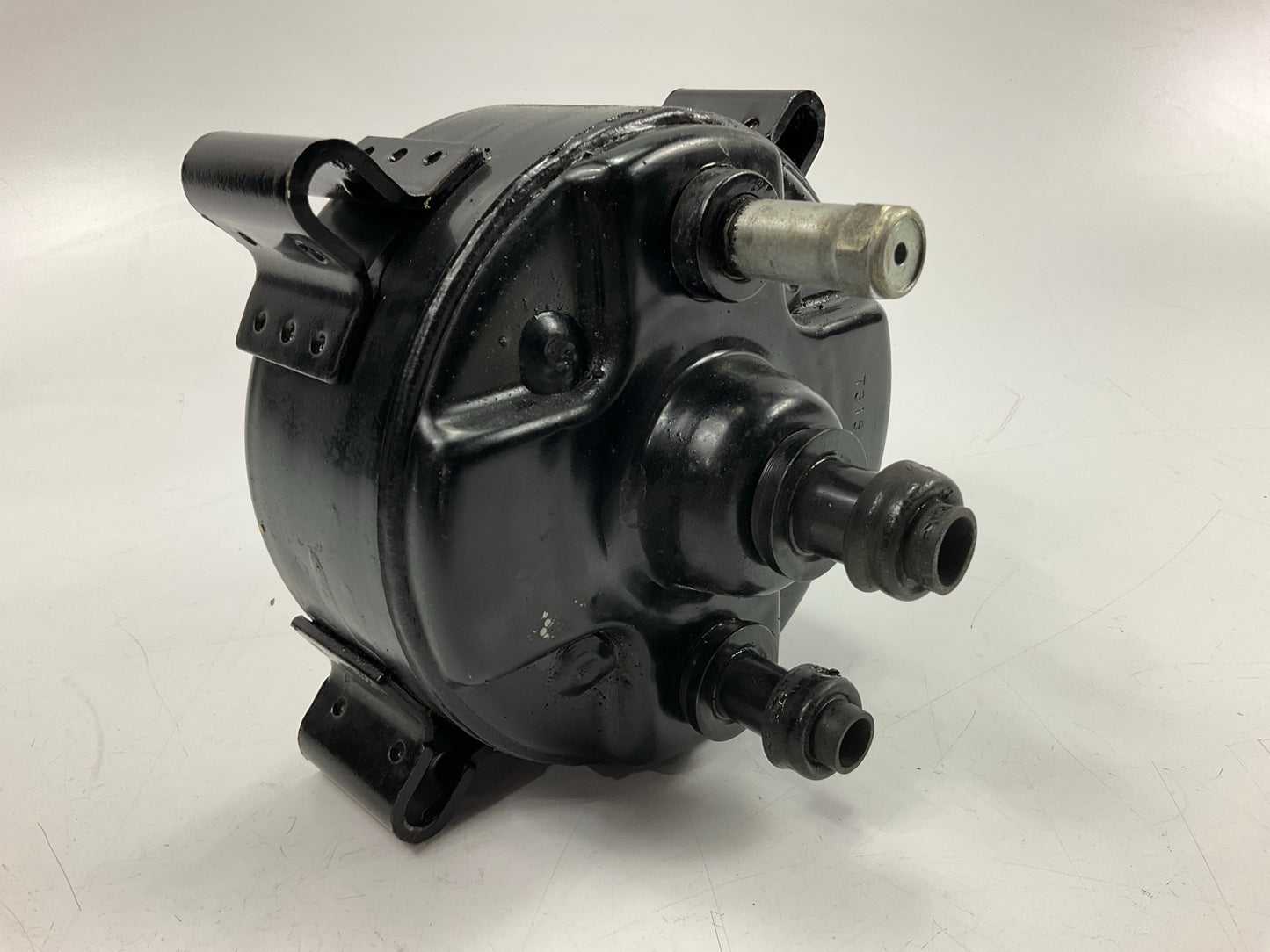 DAMAGED CORE - E4SH-19D623-AA HR980 A/C Compressor - SEE PHOTOS