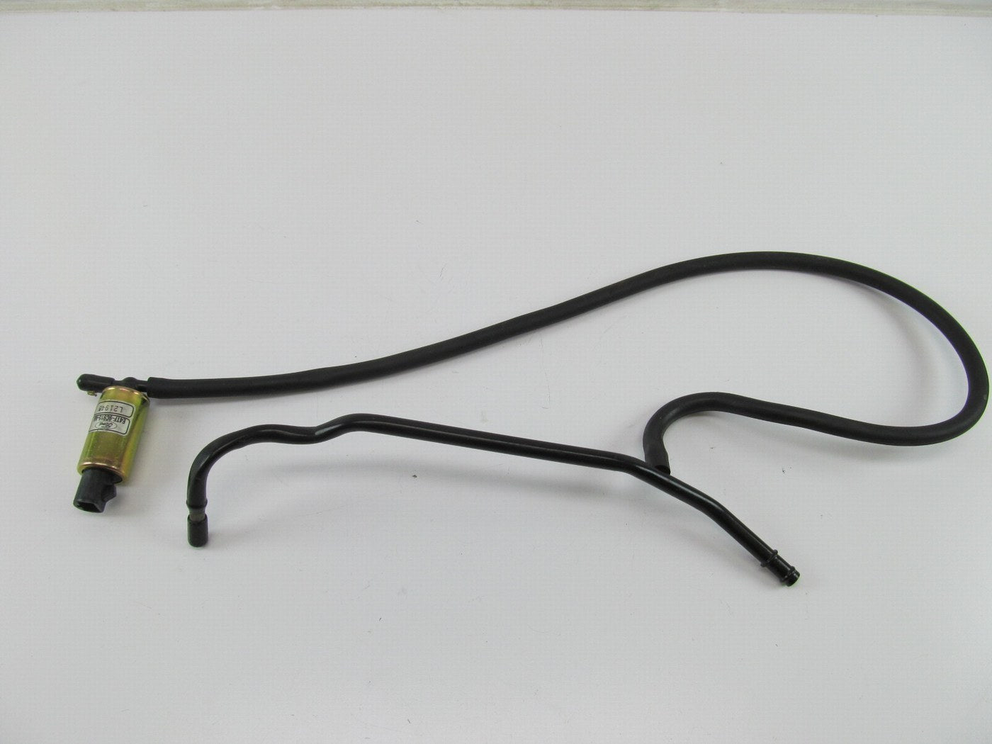 NEW OUT OF BOX OEM Ford E4TF-9C915-AA  Vapor Canister Purge Valve W/ Vacuum Hose