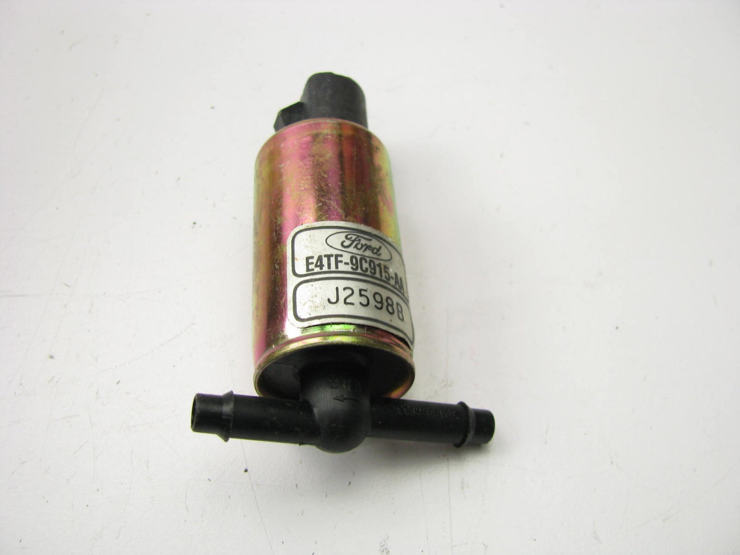 NEW - OUT OF BOX - OEM Ford E4TF-9C915-AA Vapor Canister Purge Valve