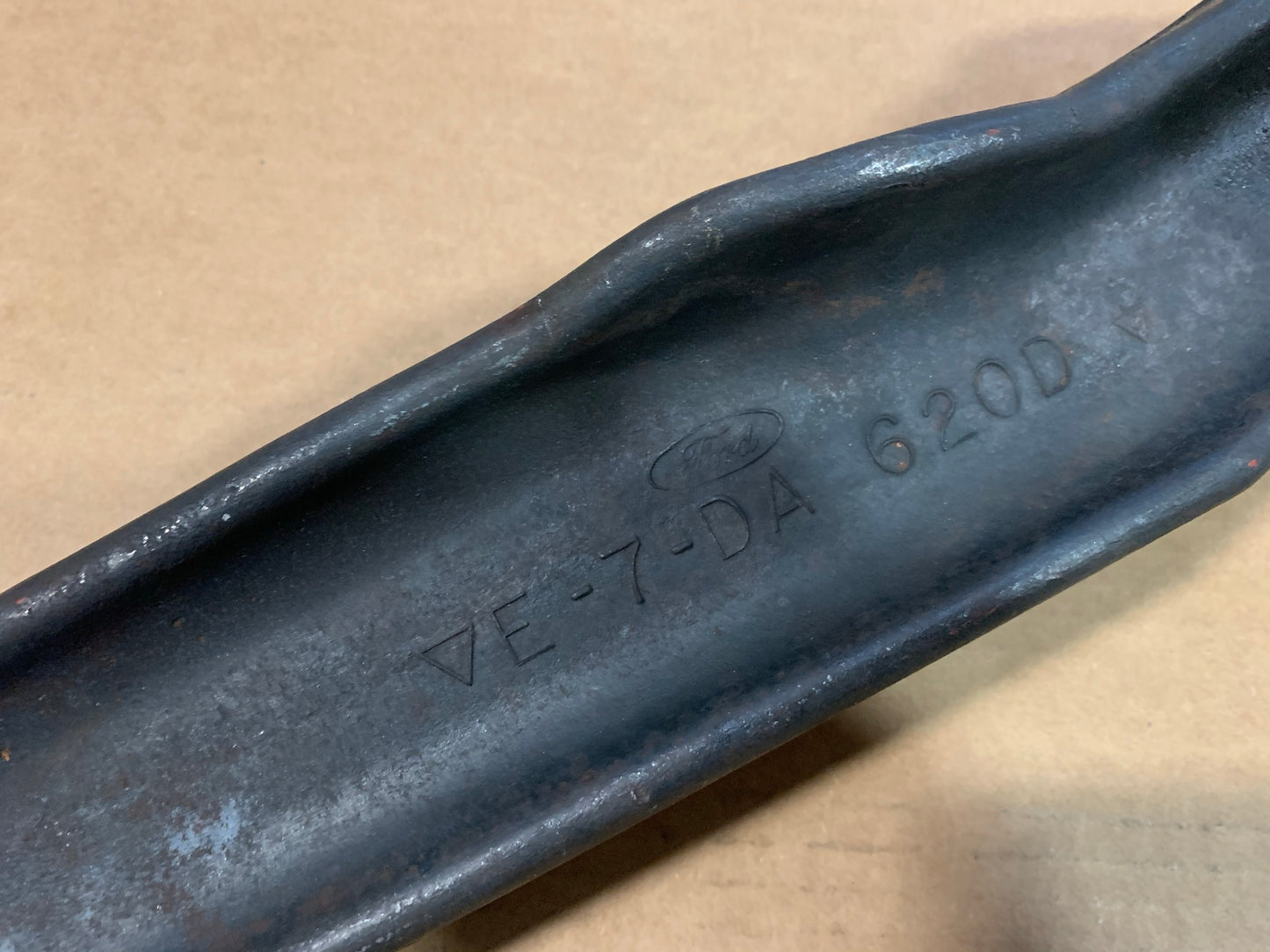 NEW - OUT OF BOX E4TZ-3006-C Front Right Axle Beam 1985-86 F250/350 Forged Axle