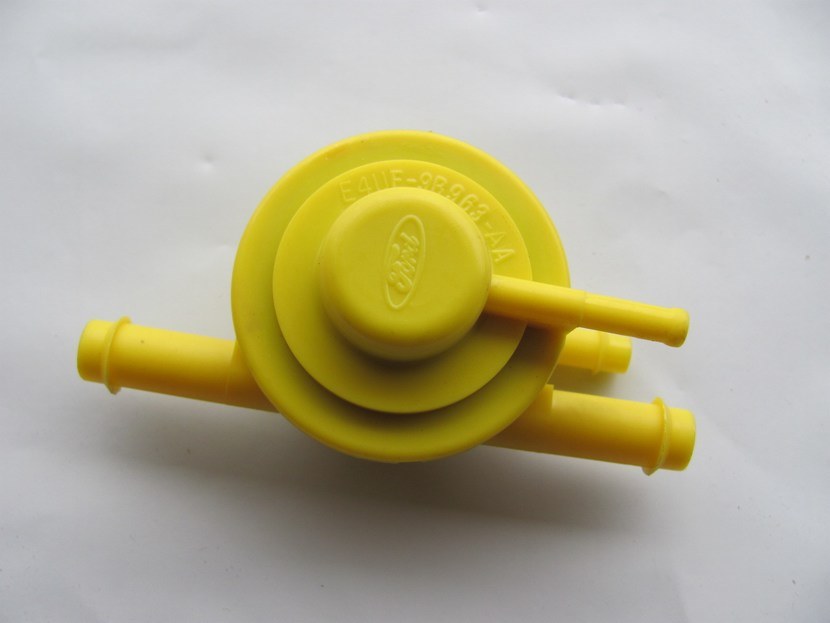 OEM Ford E4UE-9B963-AA Vapor Canister Purge Valve Motorcraft CX1012 [5 ...