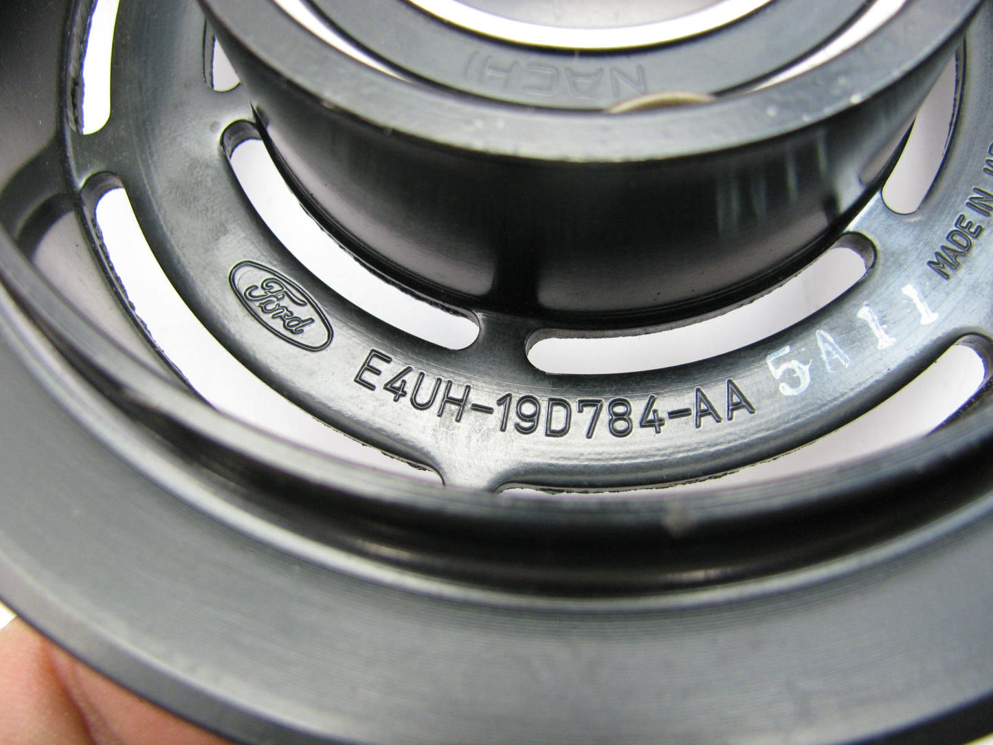 NEW - UNBOXED FORD E4UH-19D784-AA A/C Compressor Clutch Pulley 89 E250 E350 7.3L
