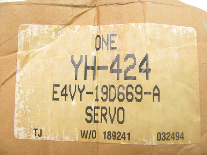NEW - Out Of Box E4VY-19D669-A Automatic Temperature Control Switch Servo YH-424