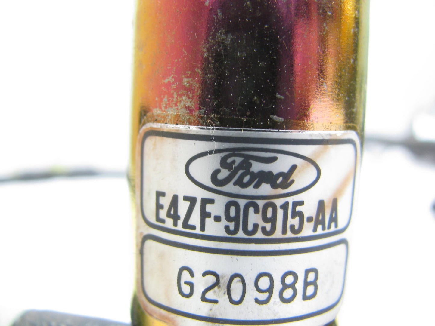 NEW - OUT OF BOX - OEM Ford E4ZF-9C915-AA Vapor Canister Purge Valve With Hose