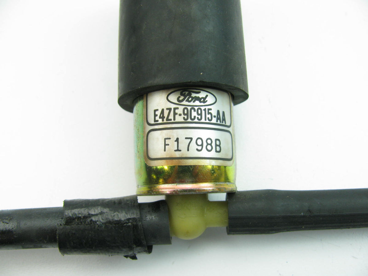 NEW UNBOXED OEM Ford E4ZF-9C915-AA Vapor Canister Purge Valve & Small Hose
