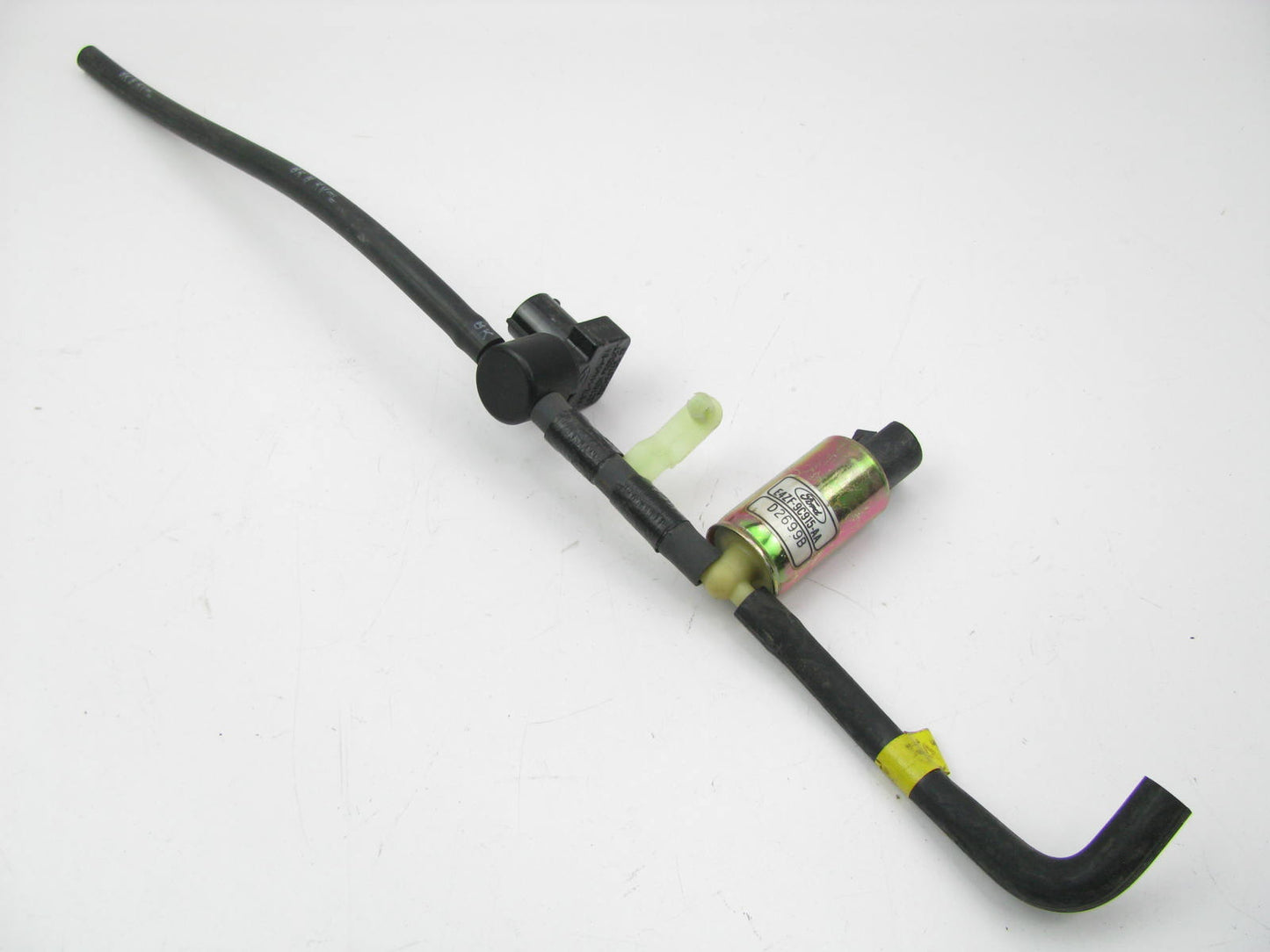 NEW - OUT OF BOX FORD E4ZF-9C915-AA-STRAIGHT Vapor Canister Purge Valve & Hose
