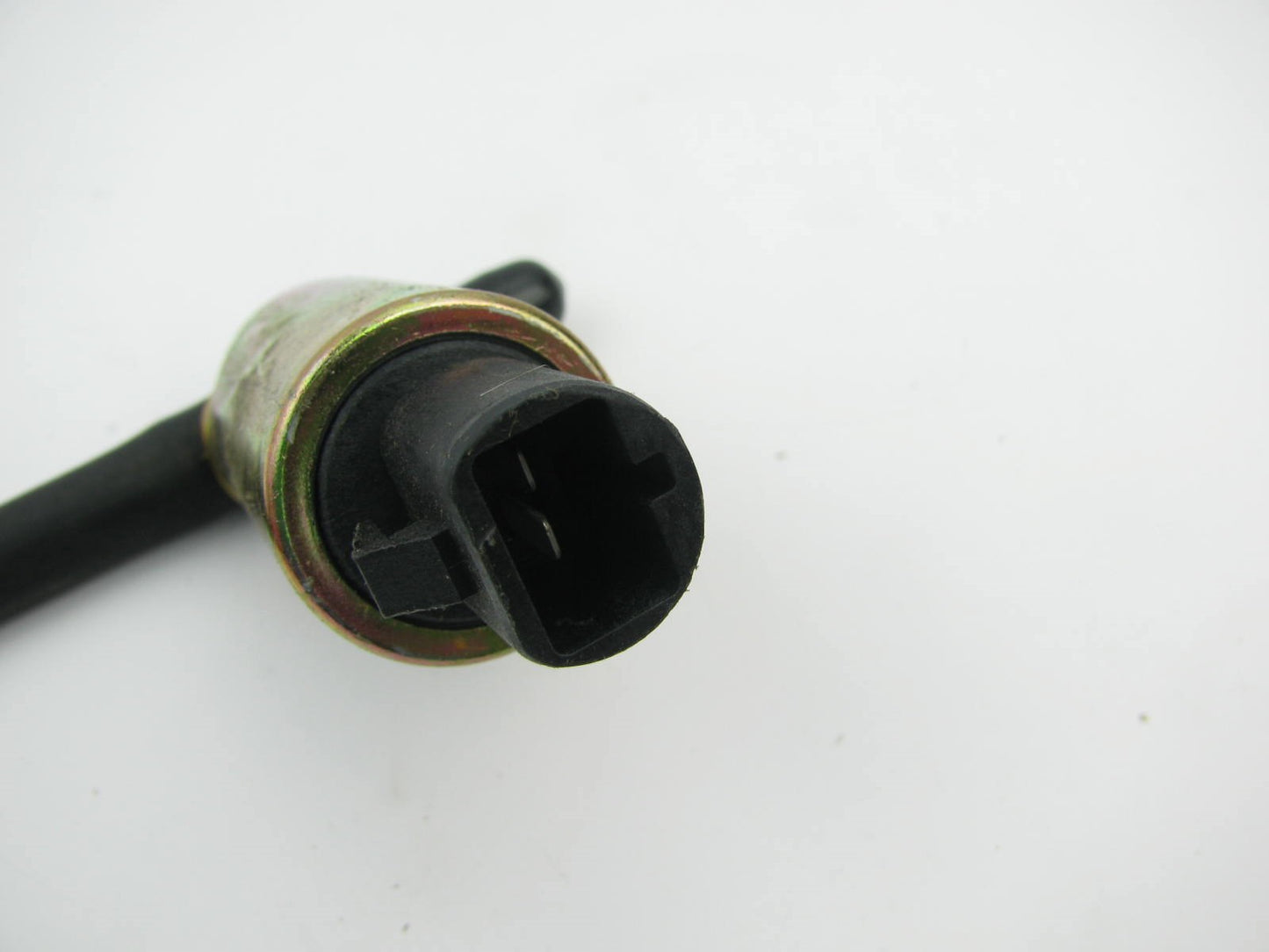 NEW - OUT OF BOX - OEM Ford E4ZF-9C915-AA Vapor Canister Purge Valve