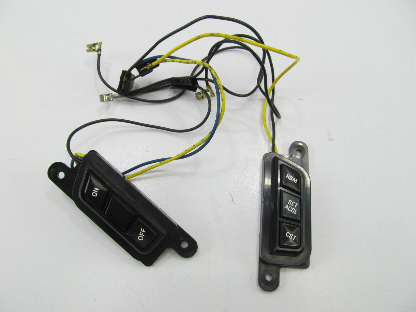 NEW - OUT OF BOX - OEM Ford E57A-9D780-AA Cruise Control Switch
