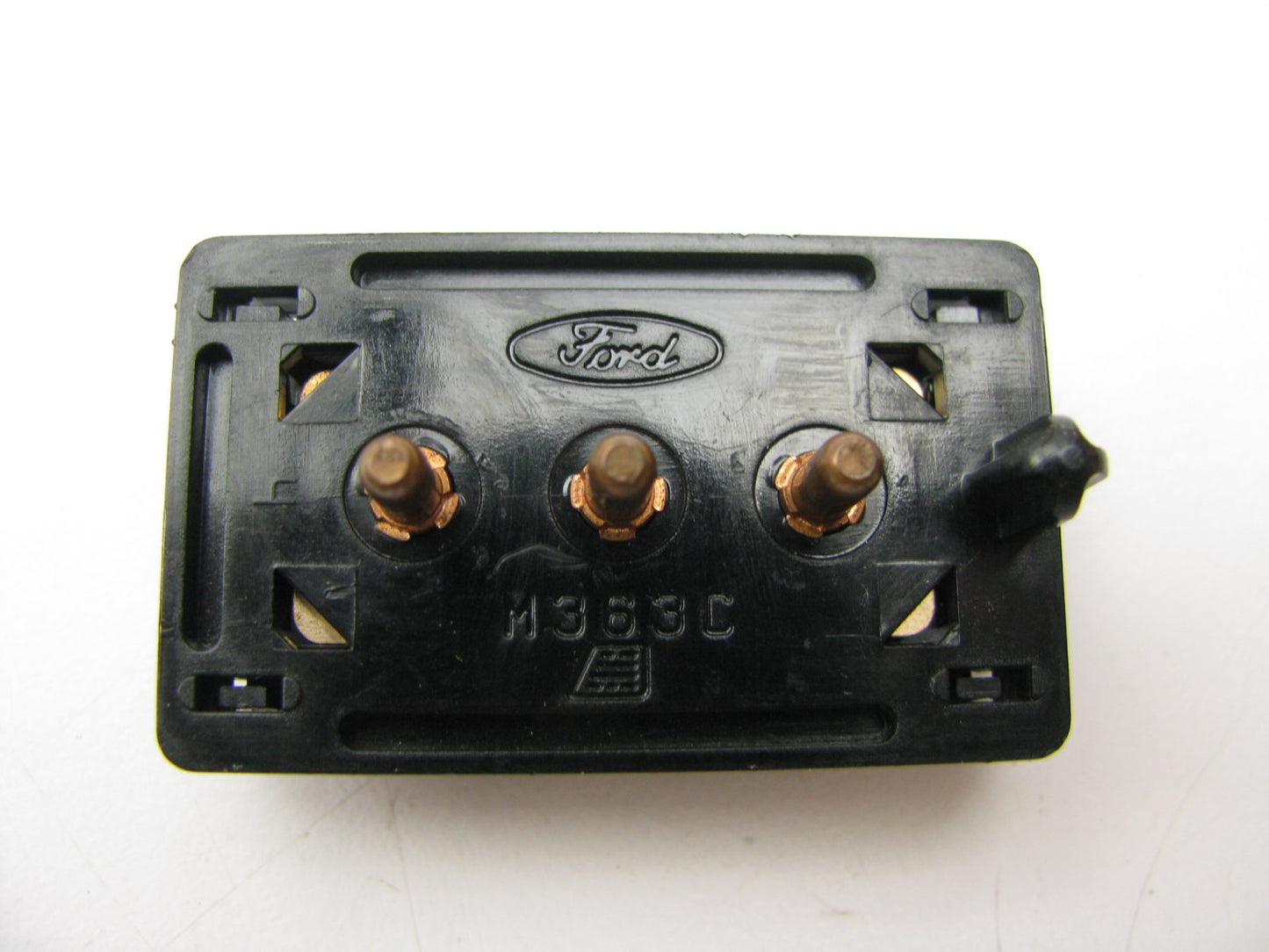 NEW - OUT OF BOX - OEM Ford E57B-14017-AA Door Lock Un-lock Switch