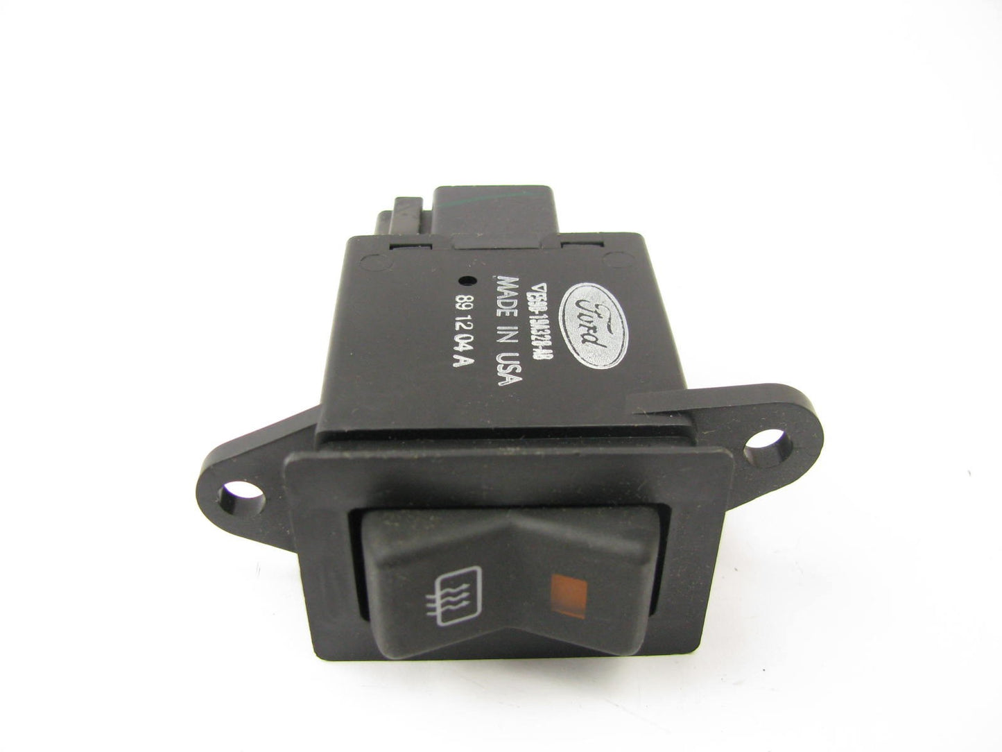 NEW - OUT OF BOX - OEM 86-91 Aerostar E59B-19A328-AB Rear Window Defrost Switch